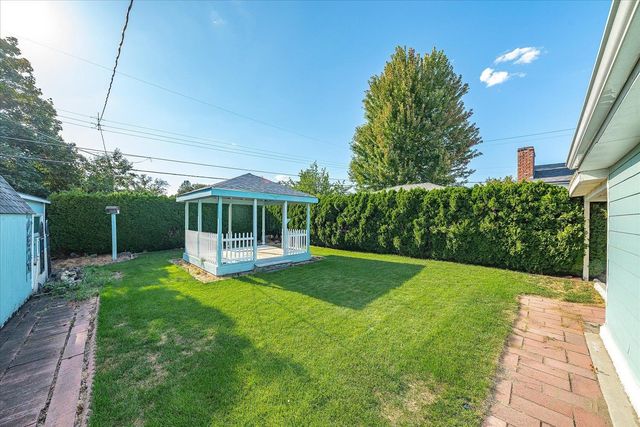 5723 N Loma Dr, Spokane, WA 99205