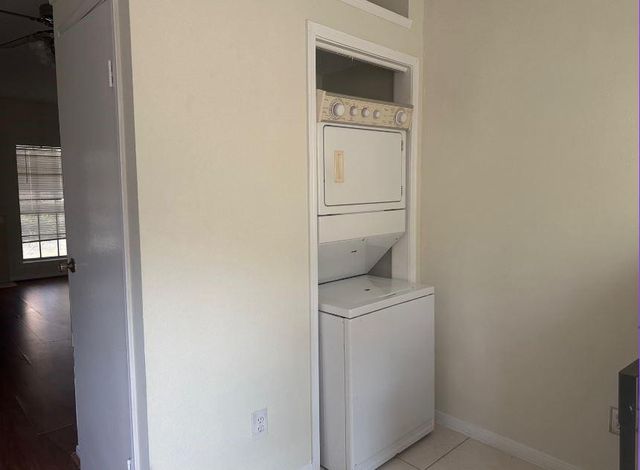 7575 Cambridge Street 1902, Houston, TX 77054