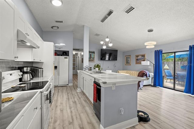 1335 15TH STREET, Palm Harbor, FL 34683