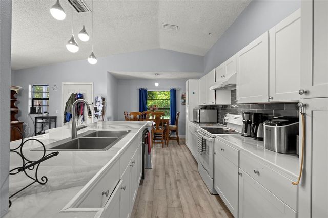 1335 15TH STREET, Palm Harbor, FL 34683