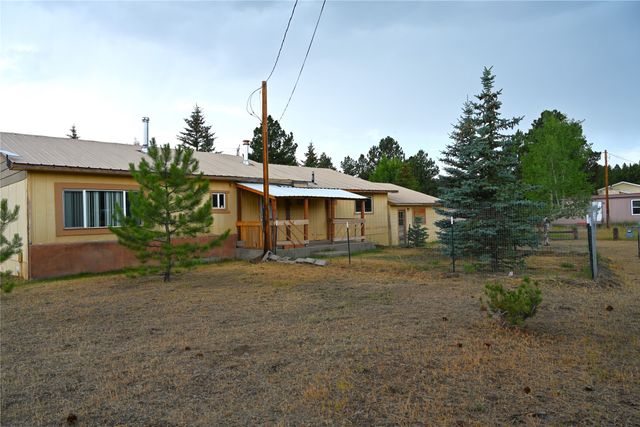 103 Pinon Dr, Chama, NM 87520