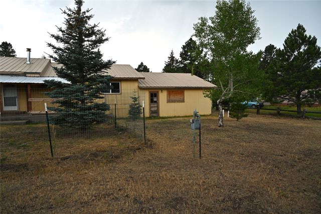 103 Pinon Dr, Chama, NM 87520