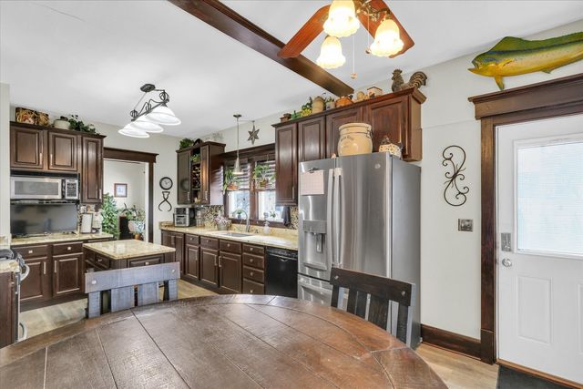 105 S Division Street, Mahomet, IL 61853