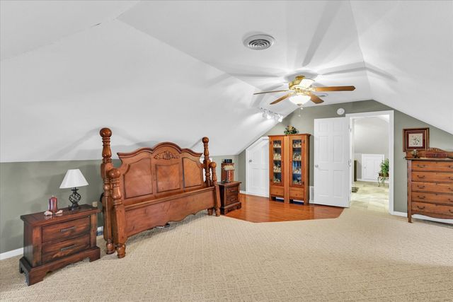 105 S Division Street, Mahomet, IL 61853