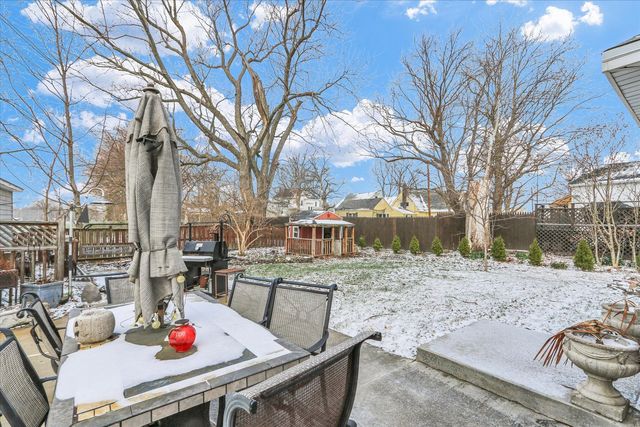 105 S Division Street, Mahomet, IL 61853