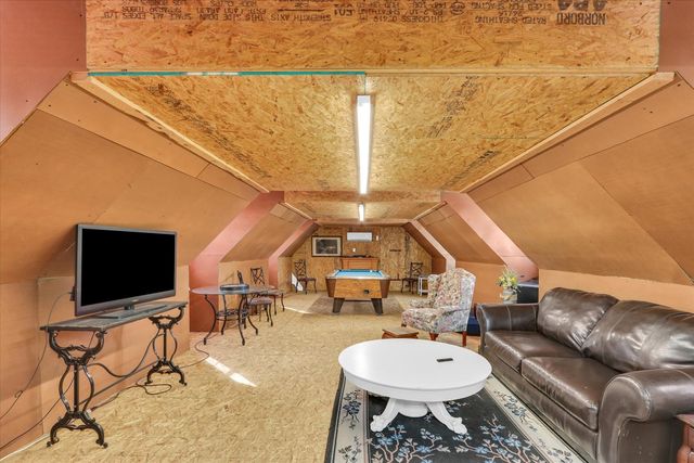 105 S Division Street, Mahomet, IL 61853