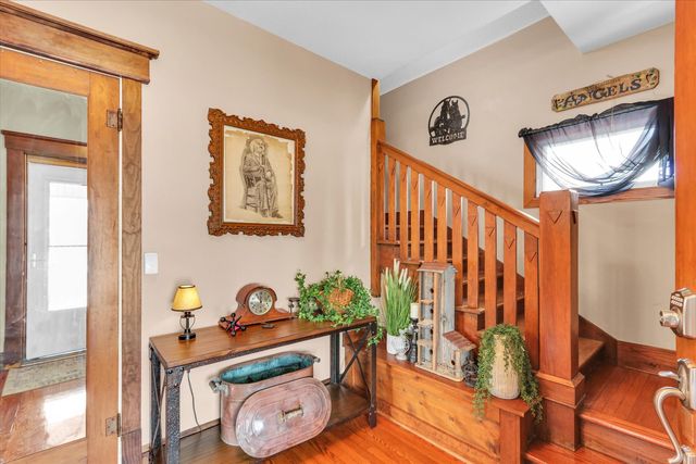 105 S Division Street, Mahomet, IL 61853