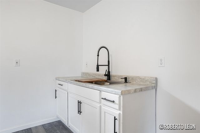 3994 Canal Avenue, Grandville, MI 49418