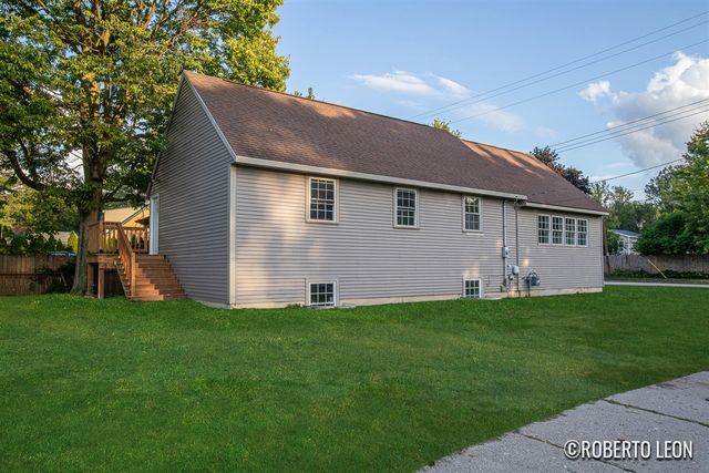 3994 Canal Avenue, Grandville, MI 49418