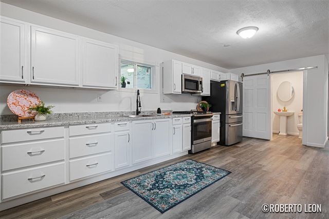 3994 Canal Avenue, Grandville, MI 49418