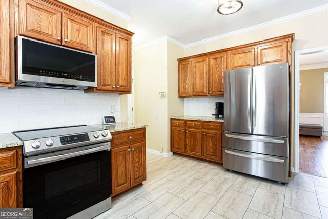 2055 Milfield Circle, Snellville, GA 30078