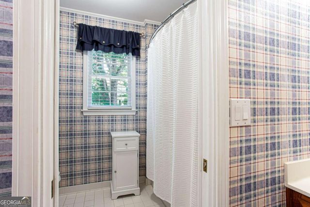 2055 Milfield Circle, Snellville, GA 30078