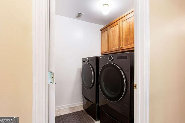 2055 Milfield Circle, Snellville, GA 30078