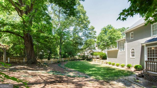 2055 Milfield Circle, Snellville, GA 30078