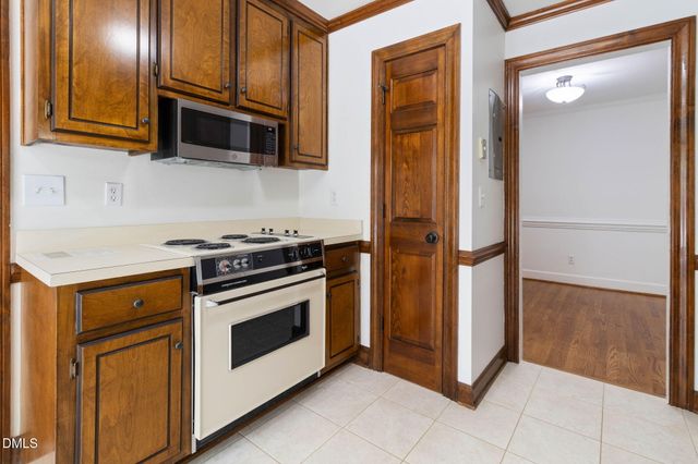 143 Hedgerow Court, Cary, NC 27513