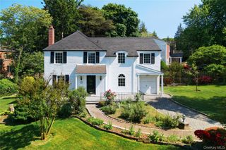 60 Mill Spring Road, Manhasset, NY 11030