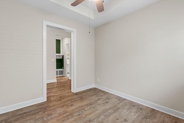 1046 Hazy Hills LOOP, Dripping Springs, TX 78620