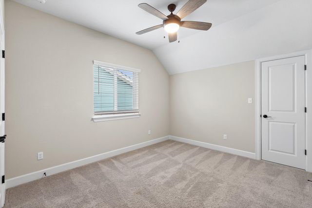 1046 Hazy Hills LOOP, Dripping Springs, TX 78620