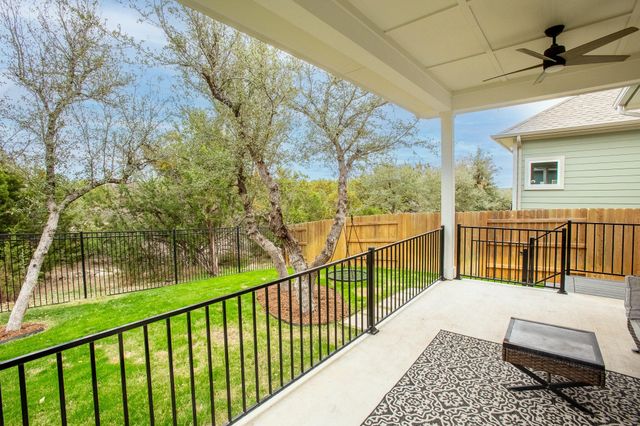 1046 Hazy Hills LOOP, Dripping Springs, TX 78620