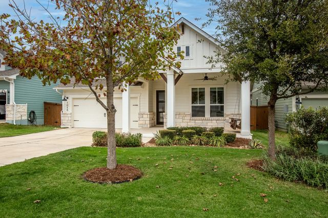 1046 Hazy Hills LOOP, Dripping Springs, TX 78620