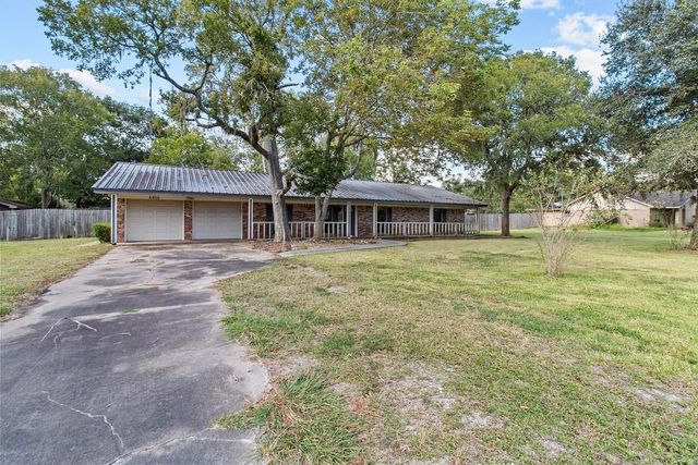 6930 S Oak Bend Drive, Alvin, TX 77511