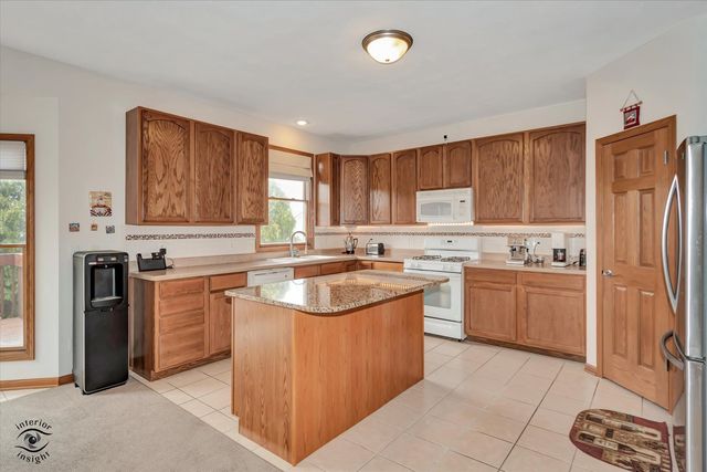 4478 Tufted Deer Court, Belvidere, IL 61008
