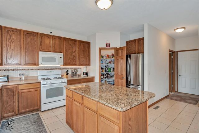 4478 Tufted Deer Court, Belvidere, IL 61008