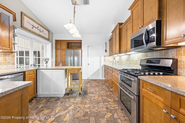 9354 Mississippi Run, Weeki Wachee, FL 34613