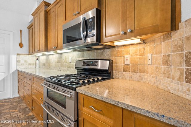 9354 Mississippi Run, Weeki Wachee, FL 34613