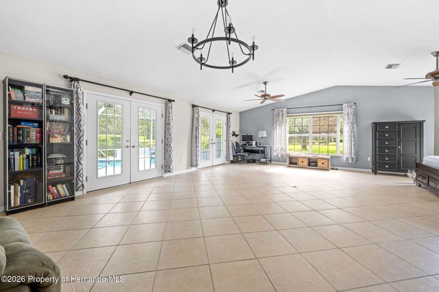 9354 Mississippi Run, Weeki Wachee, FL 34613