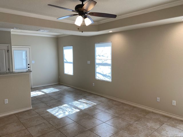 6870 Lakeview Dr, San Antonio, TX 78244
