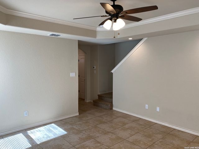 6870 Lakeview Dr, San Antonio, TX 78244