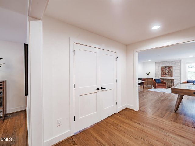 828 Woodburn Road, Raleigh, NC 27605
