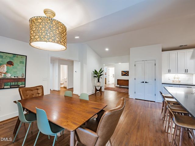 828 Woodburn Road, Raleigh, NC 27605