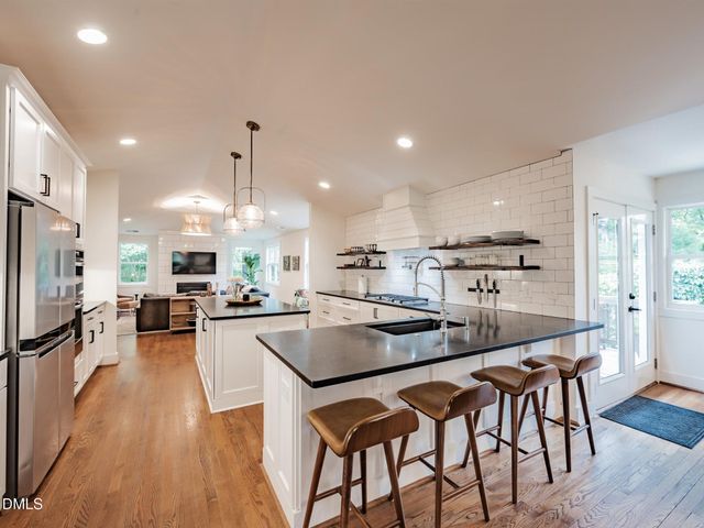 828 Woodburn Road, Raleigh, NC 27605
