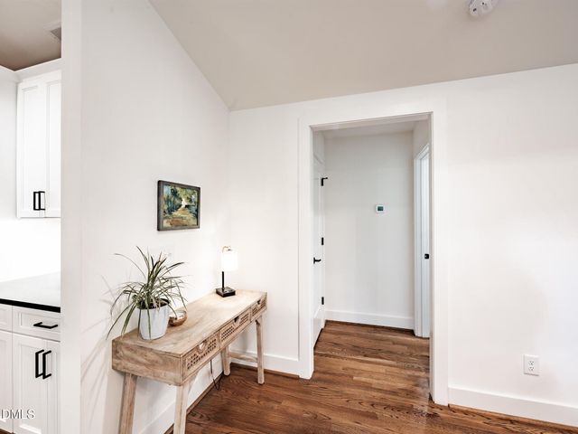 828 Woodburn Road, Raleigh, NC 27605