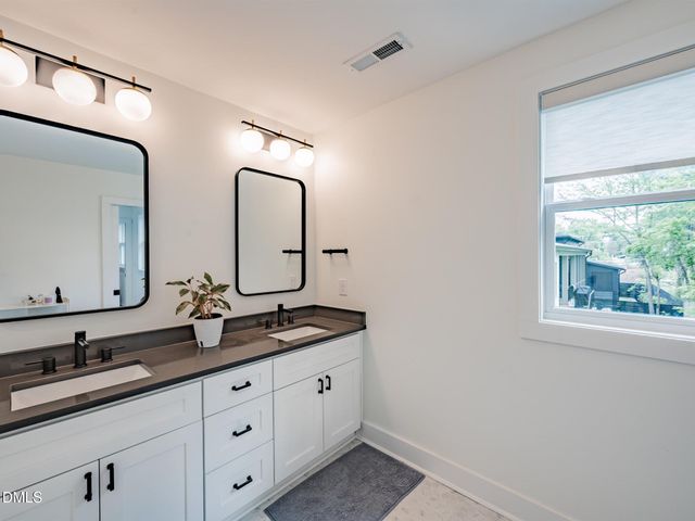 828 Woodburn Road, Raleigh, NC 27605
