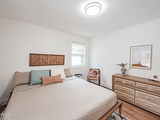828 Woodburn Road, Raleigh, NC 27605