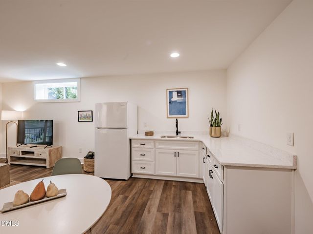 828 Woodburn Road, Raleigh, NC 27605