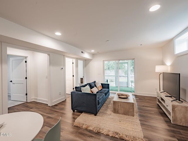 828 Woodburn Road, Raleigh, NC 27605