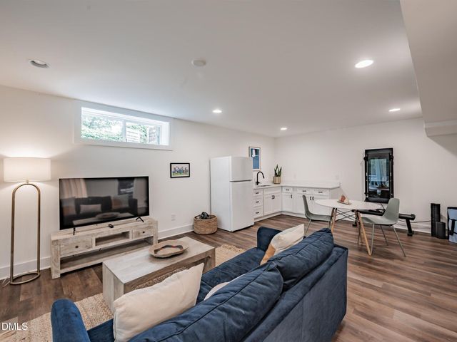 828 Woodburn Road, Raleigh, NC 27605