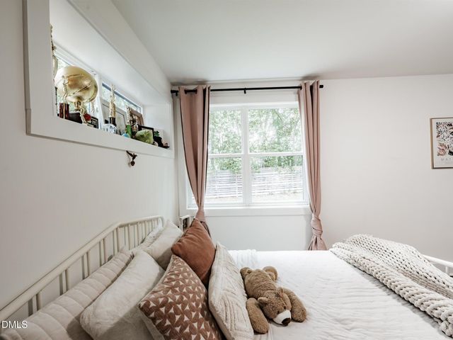 828 Woodburn Road, Raleigh, NC 27605