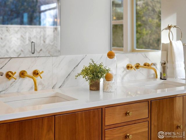 3716 Wonderland Hill Ave, Boulder, CO 80304