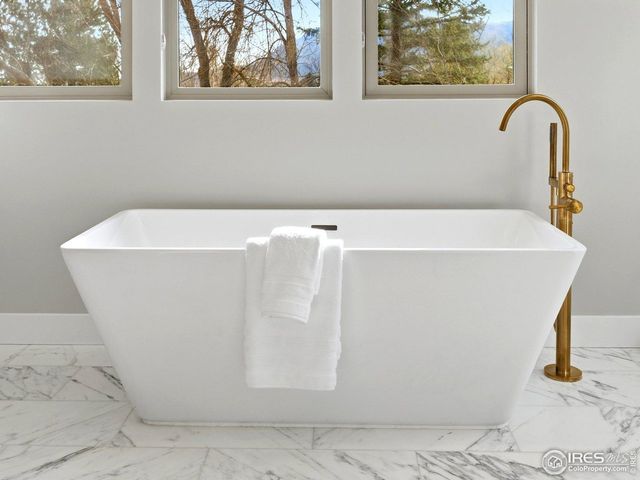 3716 Wonderland Hill Ave, Boulder, CO 80304