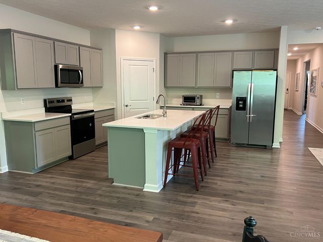 3665 Heritage Farm Lane, Amelia, OH 45102