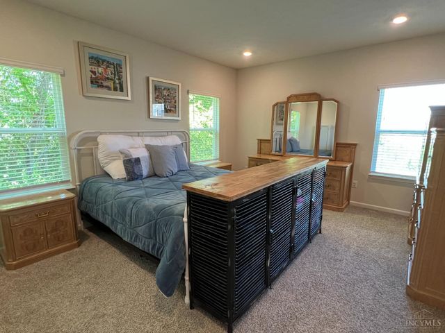 3665 Heritage Farm Lane, Amelia, OH 45102