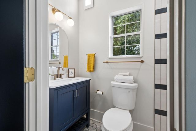 486 E Whittier Street, Columbus, OH 43206
