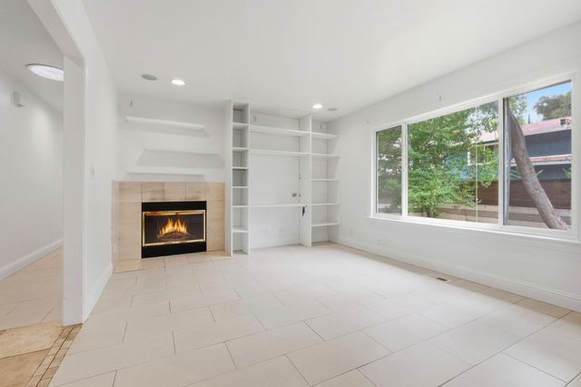 21564 Mary Alice Way, Los Gatos, CA 95033