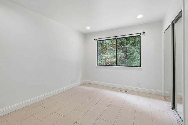 21564 Mary Alice Way, Los Gatos, CA 95033