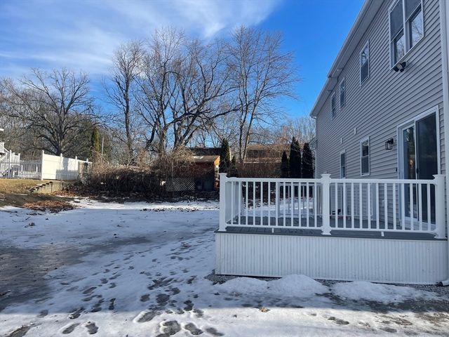 12 Pemberton, Lowell, MA 01850